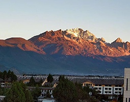 玉龙雪山 “云风光” 成文旅传播新标杆